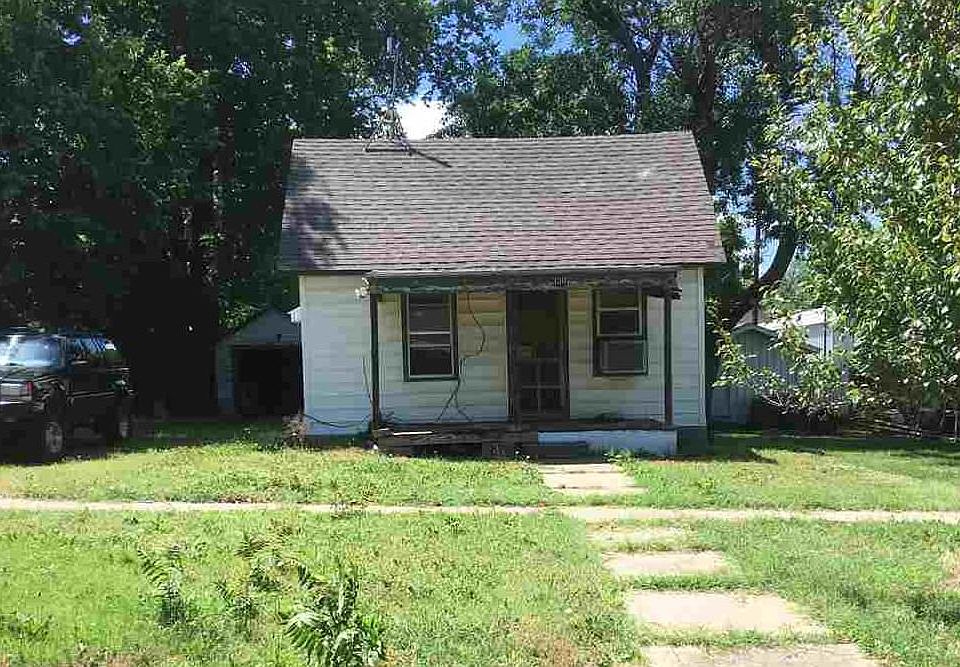 2nd image of 340 Harrison St