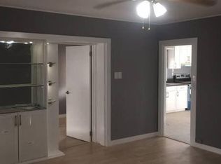 2355 Makanani Dr #B, Honolulu, HI 96817