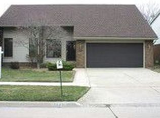 1542 Glen Ln, Trenton, MI 48183