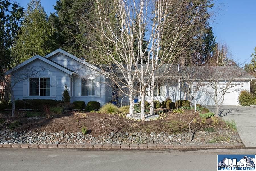 1st image of 124 Greenway Dr