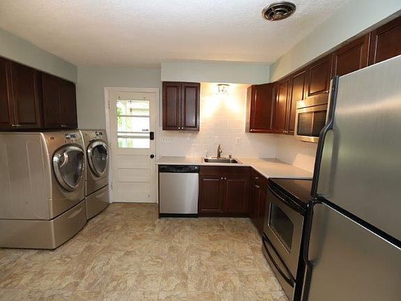 4th image of 2508 Clearbrook Dr