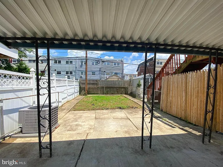 12673 Biscayne Dr — Photo 20