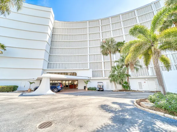 3590 S Ocean Blvd APT 207, South Palm Beach, FL 33480
