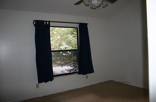 Empty 2nd bedroom upstairs