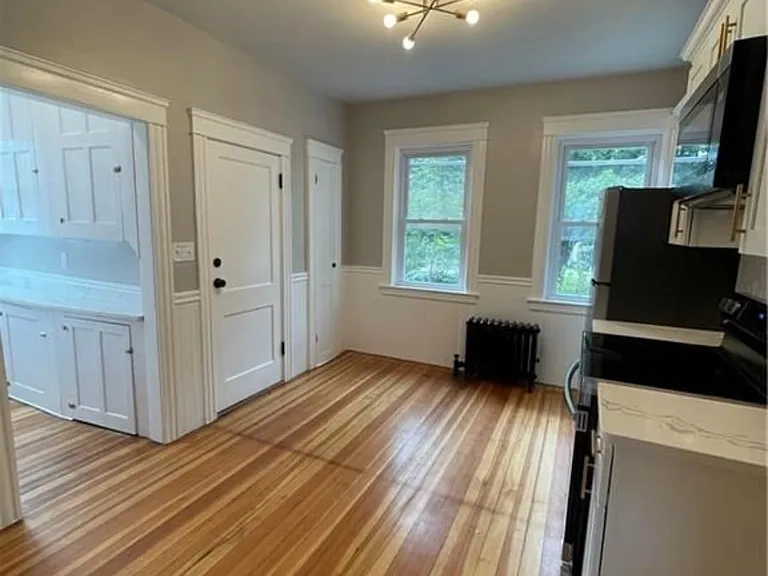 19 Lucy St #1 — Photo 13