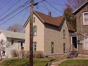 1st image of 139 Fairview Ave
