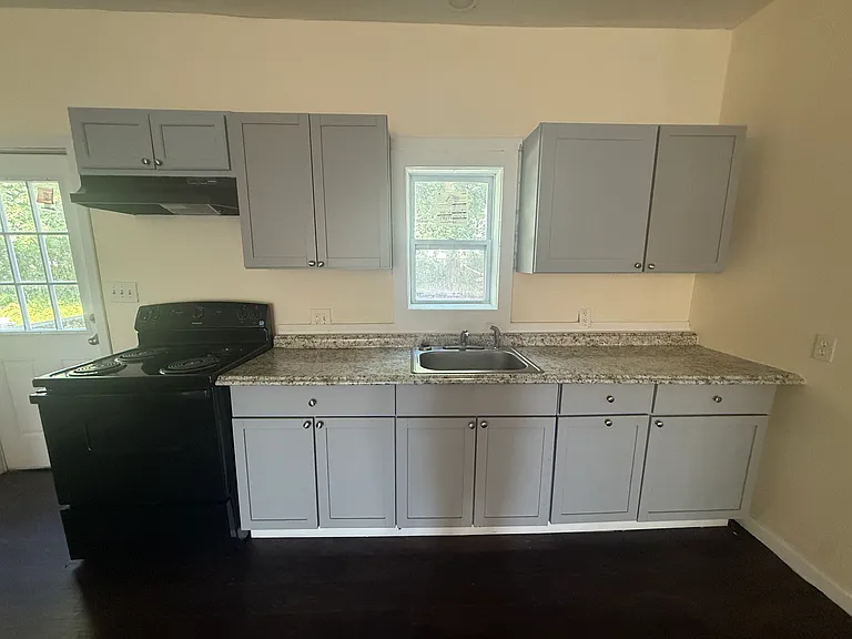 1418-1420 Fordham Ct — Photo 6