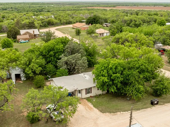 401 S Avenue C, Lueders, TX 79533
