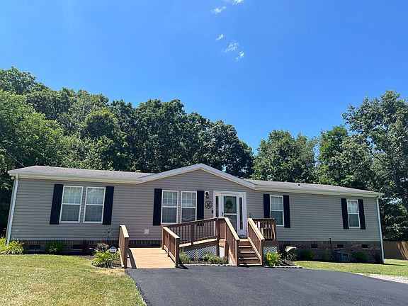2nd image of 3804 Truman Ave