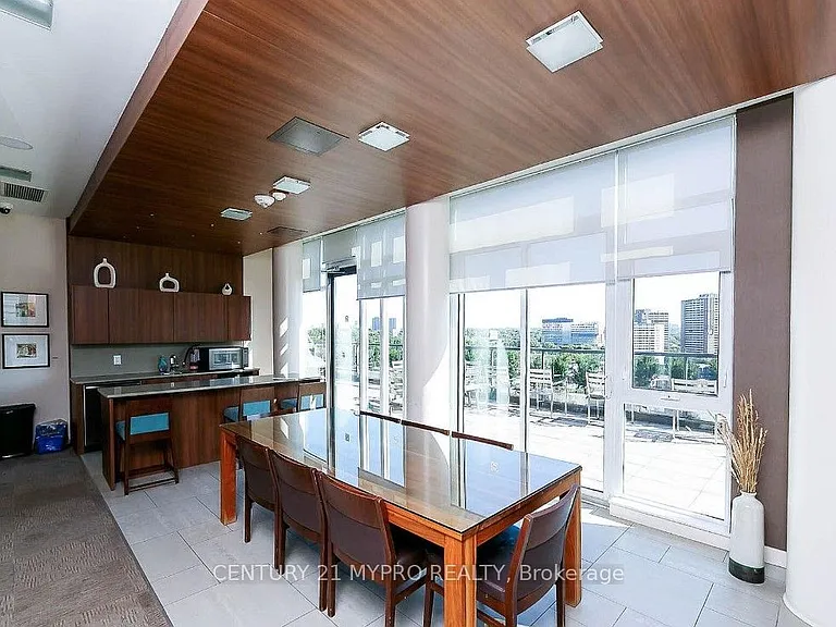 260 Sackville St #611 — Photo 14