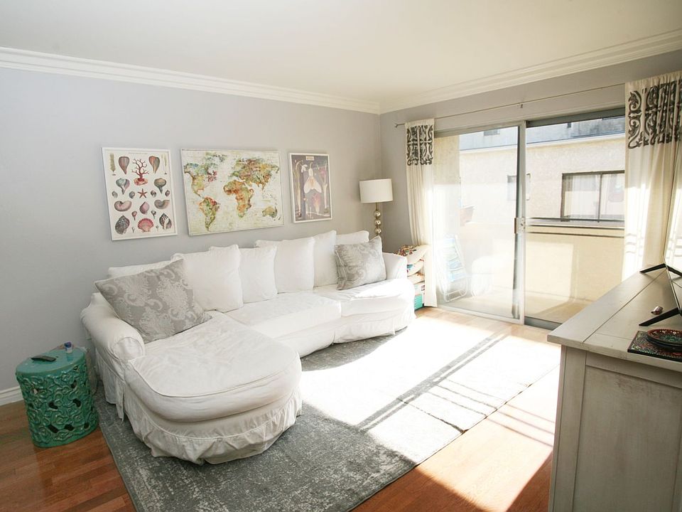 1st image of 2618 5th St #209