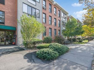 24 Juniper St APT 66, Brookline, MA 02445