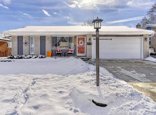 35977 Summers St, Livonia, MI 48154