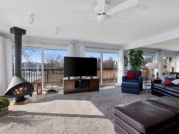 5th image of 5795 Beech Ave APT 30