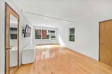 288 Lexington Avenue