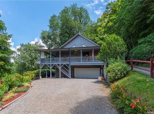 1565 Harrietts Trl, Waynesville, NC 28786
