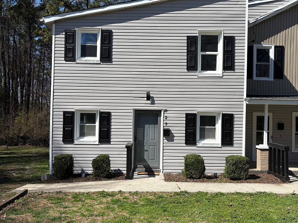 1st image of 223 N West Ave #A