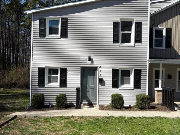 223 N West Ave #A, Blackstone, VA 23824