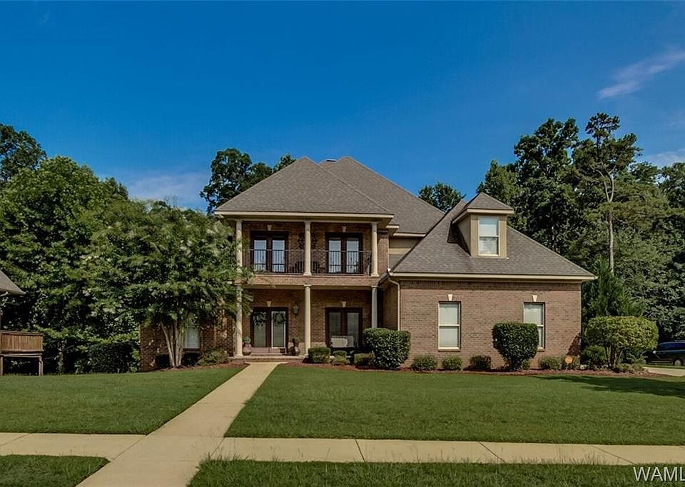 1st image of 6101 Lake Cove Dr
