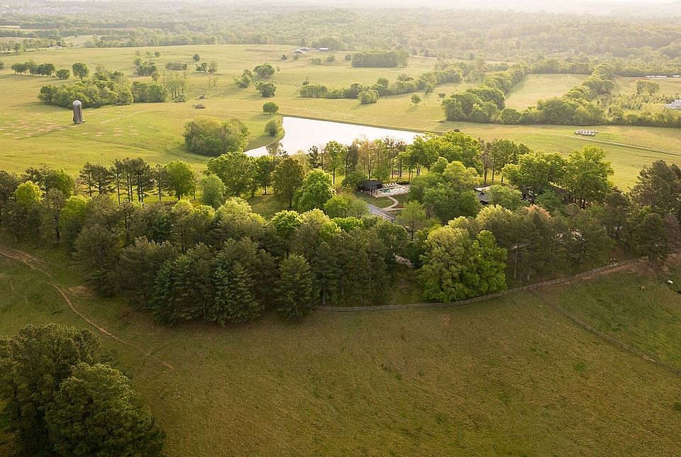 10th image of 2311 Darks Mill Rd