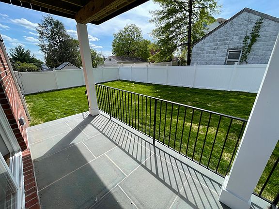 5th image of 57 Alexander Ave #1