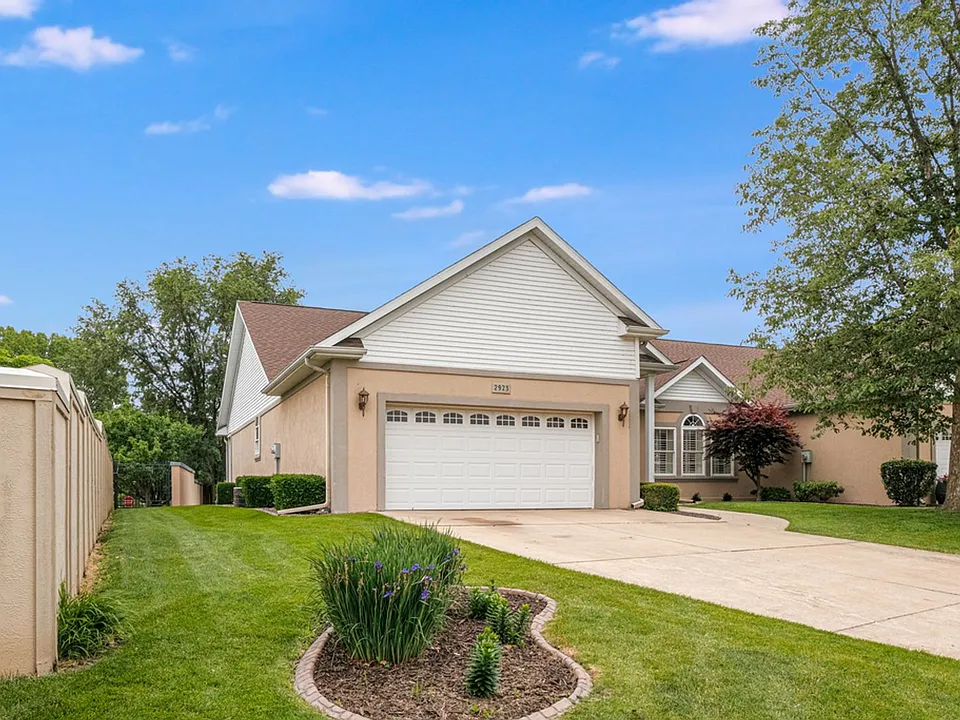 2923 Rutherford Dr