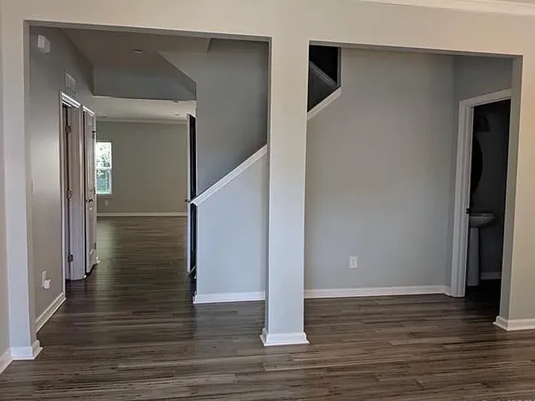 6828 Carradale Way — Photo 11