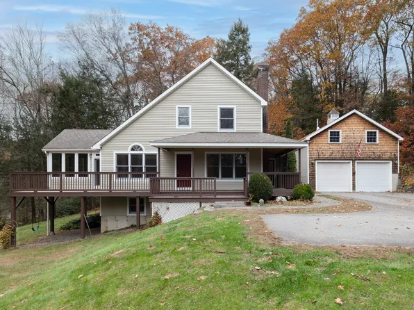 16 Sabolcik Road, New Hartford, CT 06057