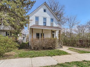 998 Farrington St, Saint Paul, MN 55117