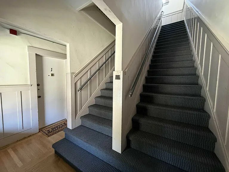 810 Masonic Ave #6 — Photo 12