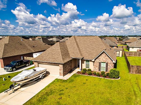 3rd image of 173 Cottage Way
