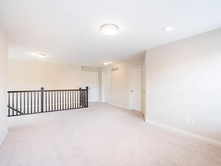 5400 Middlebury Loop — Photo 21