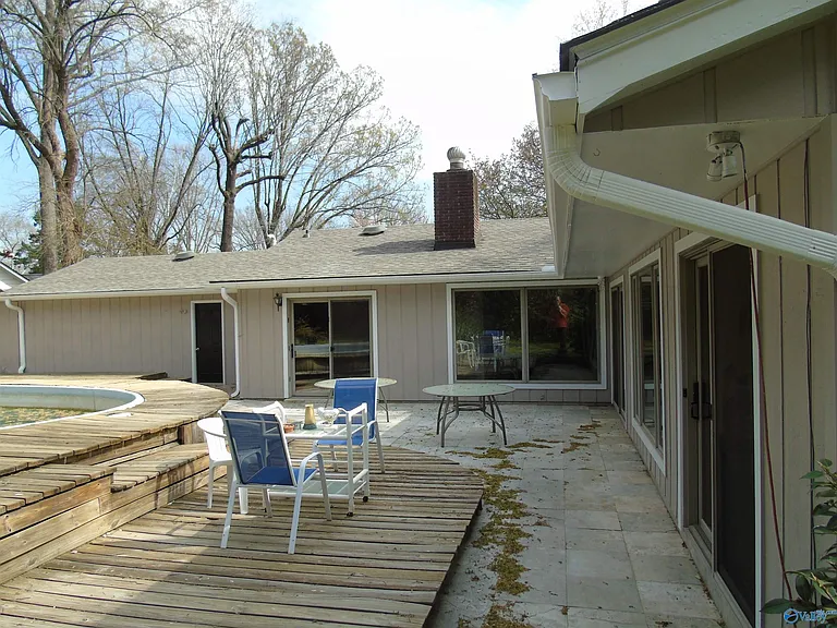 2504 Maysville Cir NE — Photo 30