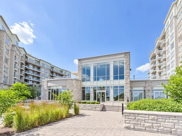 9 Stollery Pond Cres Unit 210, Markham, ON L6C 0Y1