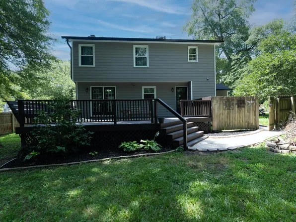 109 Burkwood Ln, Raleigh, NC 27609