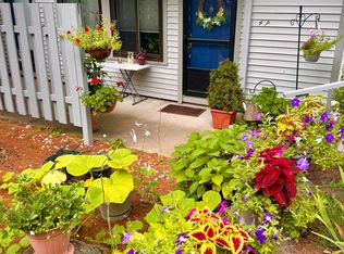 4 Staunton Ct #P, Farmington, CT 06032