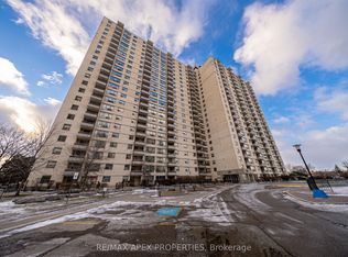 390 Dixon Rd #909, Toronto, ON M9R 1T4