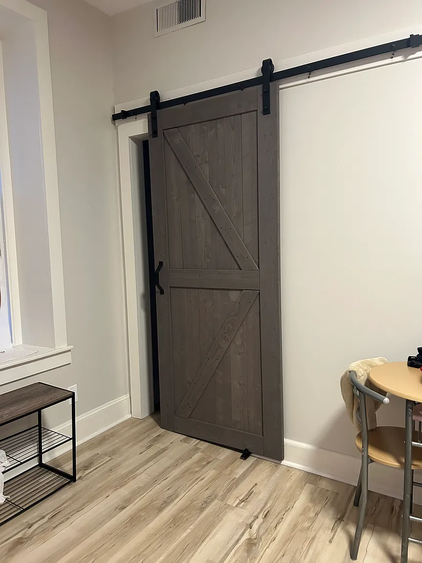 456 Bingaman St APT 2B photo 1