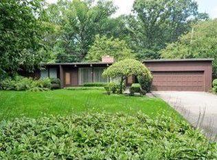 1214 Carol Ln, Glencoe, IL
