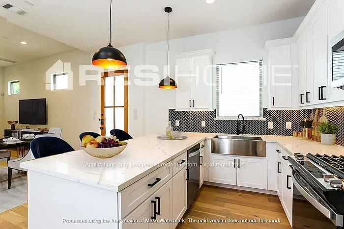 3048 Truxillo St — Photo 3