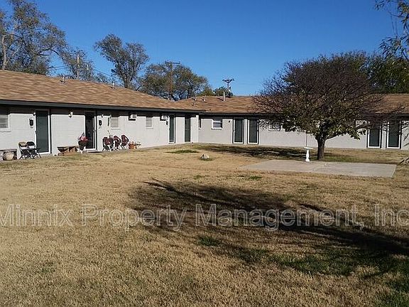 3rd image of 2517 8th Ave #9