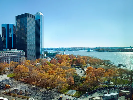 Sold by Sotheby's International Realty | media 7