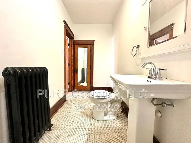 120 N 6th St — Photo 43