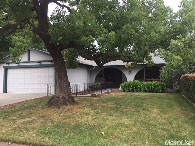 1st image of 2804 Londonderry Dr