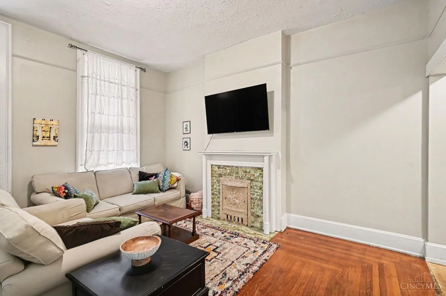 4 bed, 1854 sqft, $2,700 — Photo 4