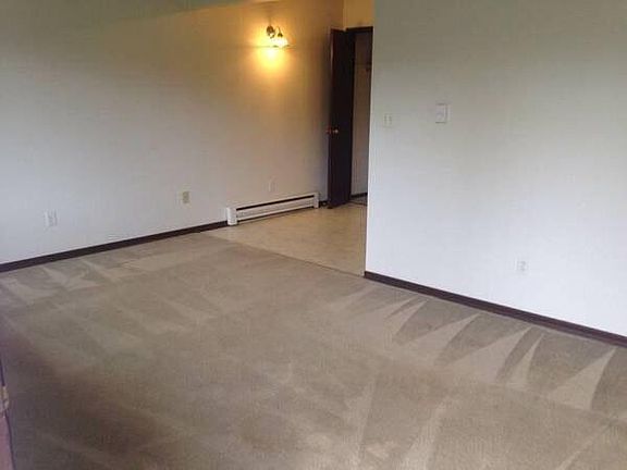 4th image of 2600 NE 125th St APT 6
