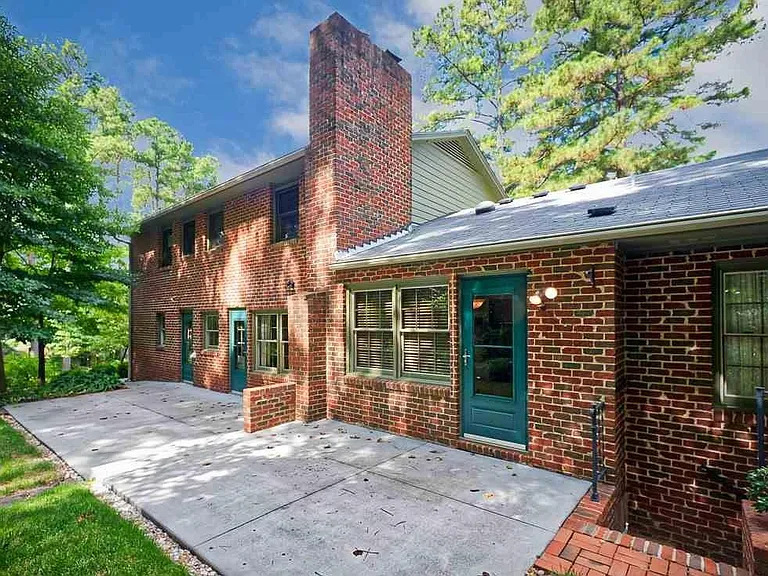 3500 Sloan Ct — Photo 15