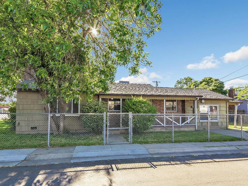 1st image of 3740 Schutt Way