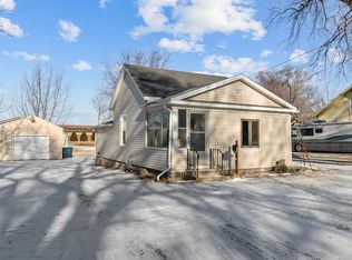 712 W 4th Ave, Oshkosh, WI 54902