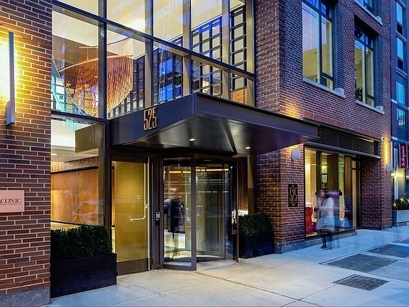 5th image of 525 W 52nd St APT 7LN